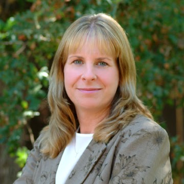 Lisa Purcell Photo 25