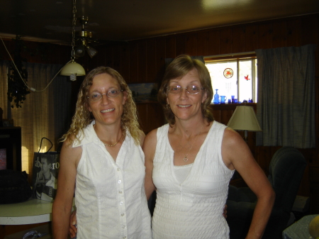 Kelly Young Photo 55