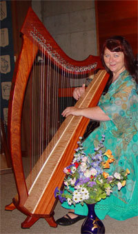 Christina Cooper Photo 24