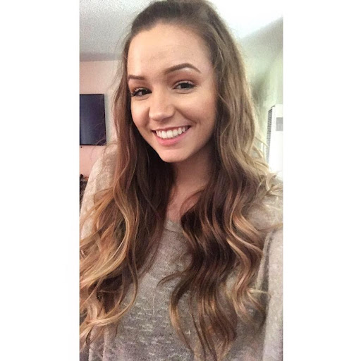 Samantha Rhoades Photo 6