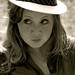 Amanda Yates Photo 34