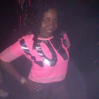 Ruthie James Photo 21