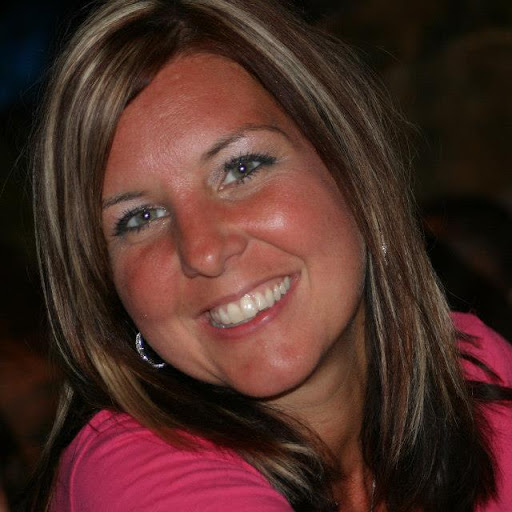 Julie Werner Photo 26