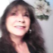 Deborah Holt Photo 25