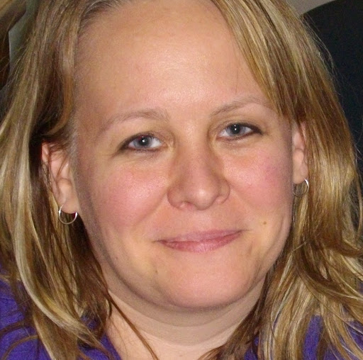 Elizabeth Teague Photo 43