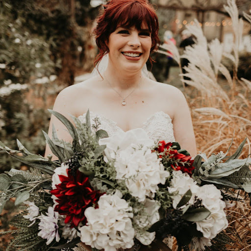 Sarah Nesbit Photo 24