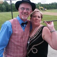 Angie Riley Photo 9