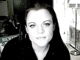Melanie Robertson Photo 25