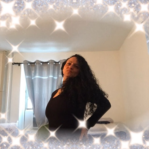 Luz Vargas Photo 34