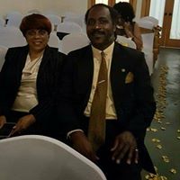 Maxine Thomas Photo 40