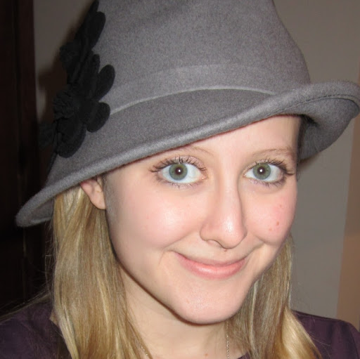 Catherine Robbins Photo 34