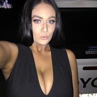Emily Devine Photo 9