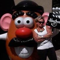 Laura Chick Photo 36