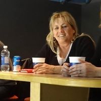 Julie Comeau Photo 14