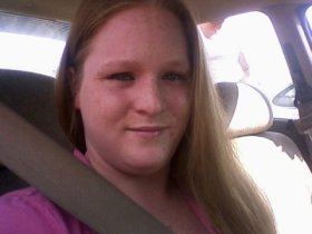 Emily Metzger Photo 14