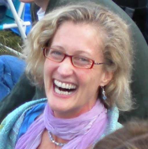 Susan Cameron Photo 38