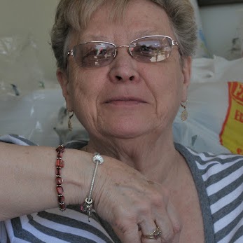 Carol Trotter Photo 24