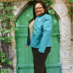 April Strong Photo 34