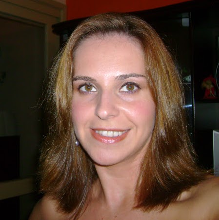 Angela March Photo 27