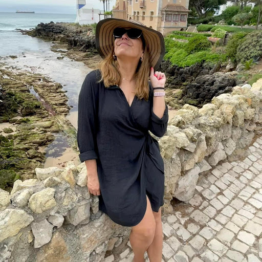 Monica Woodward Photo 21