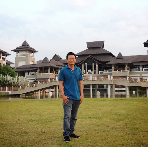 Phu Nguyen Photo 39