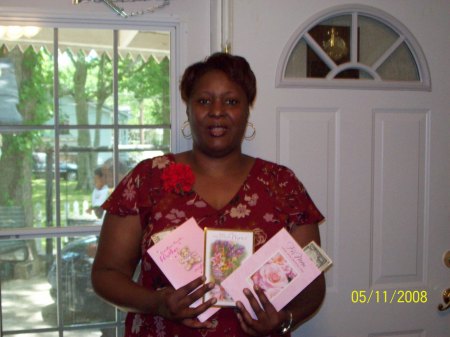 Diane Ellis Photo 14