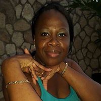 Tanesha Robinson Photo 9