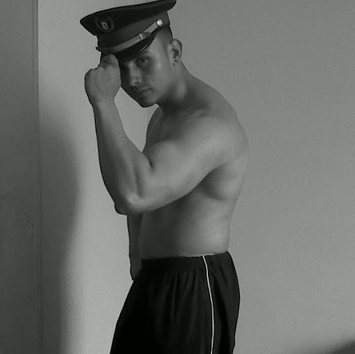 Edward Salas Photo 35