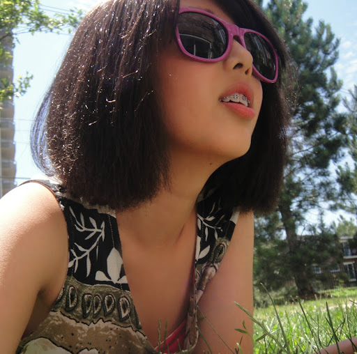 Ha Trinh Photo 4