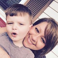 Michelle Hendricks Photo 48