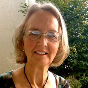 Carolyn Davis Photo 20