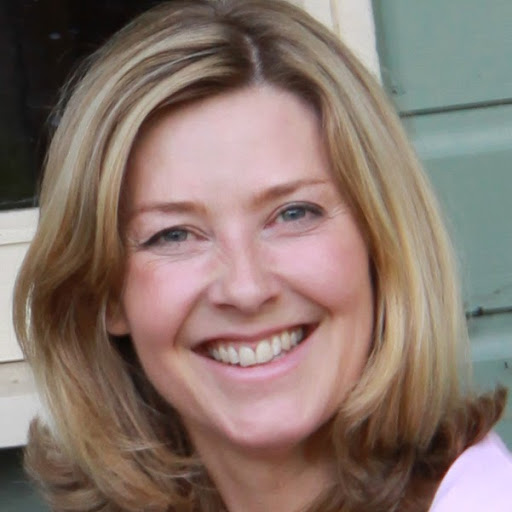 Sally Evans Photo 32