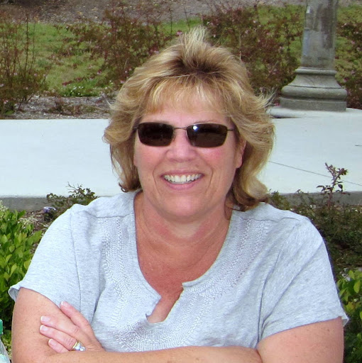 Tracy Thompson Photo 56