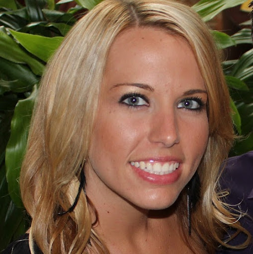 Colleen Ford Photo 12