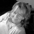Eileen Roberts Photo 27