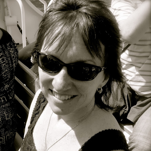 Catherine Louis Photo 31