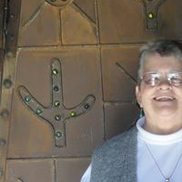 Elizabeth Woodard Photo 13