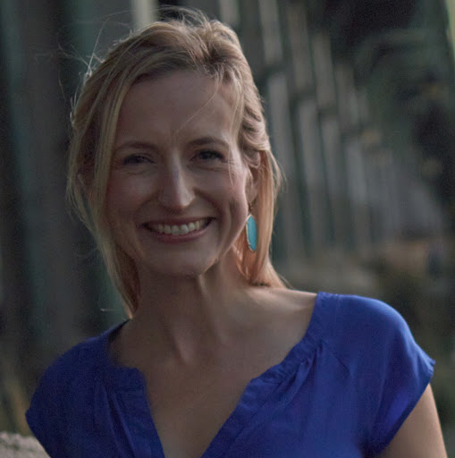 Kerrie Martin Photo 24
