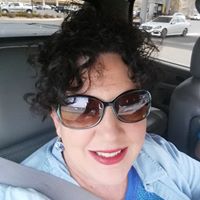 April Plummer Photo 10