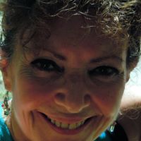 Pauline Ross Photo 14