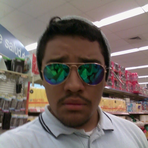 Edwin Santos Photo 5