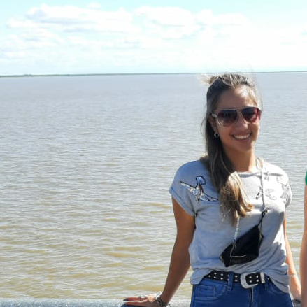 Camila Gomez Photo 36