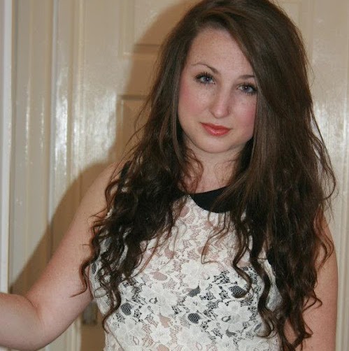 Rachel Wise Photo 12