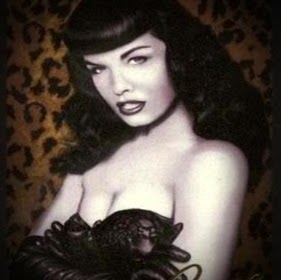 Lisa Rivas Photo 7