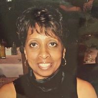 Loretta Logan Photo 6
