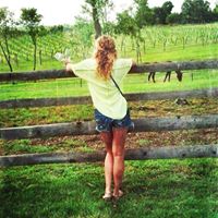 Julia Harris Photo 24