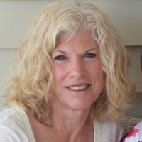 Jeanne Howell Photo 19