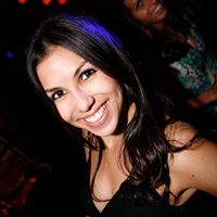 Sara Holiday Photo 14
