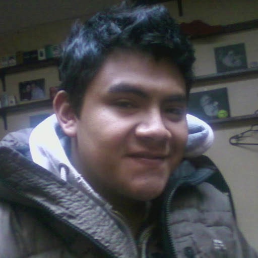 Elias Castillo Photo 7