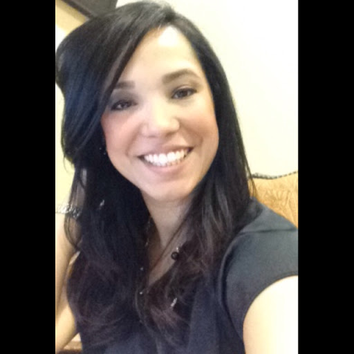 Stephanie Martinez Photo 17